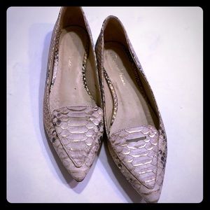 Snake detail flat loafer